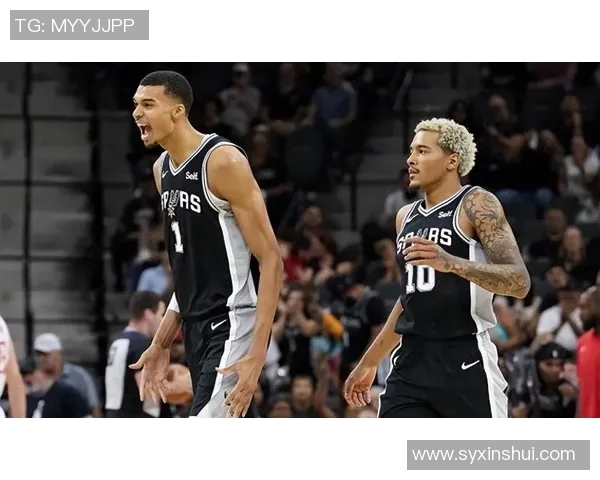 火箭队与马刺队2018季前赛精彩对决全场回顾与精彩瞬间分析